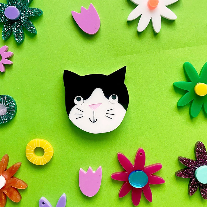 Happy Stuff Studio : Cat Faces - Tuxedo Happy brooch