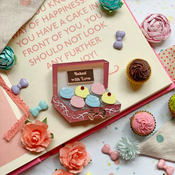 PolyPaige : Cupcake Box Brooch