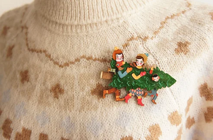 LaliBlue :  Christmas : Family with Christmas tree brooch [PRE-ORDER]