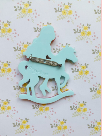 She Loves Blooms : My Cantering Bliss (Pink Hair Beauty) Brooch