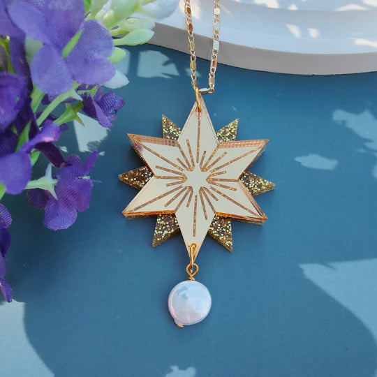 Folk & Fortune : North Star pendant necklace [LUCKY LAST!]