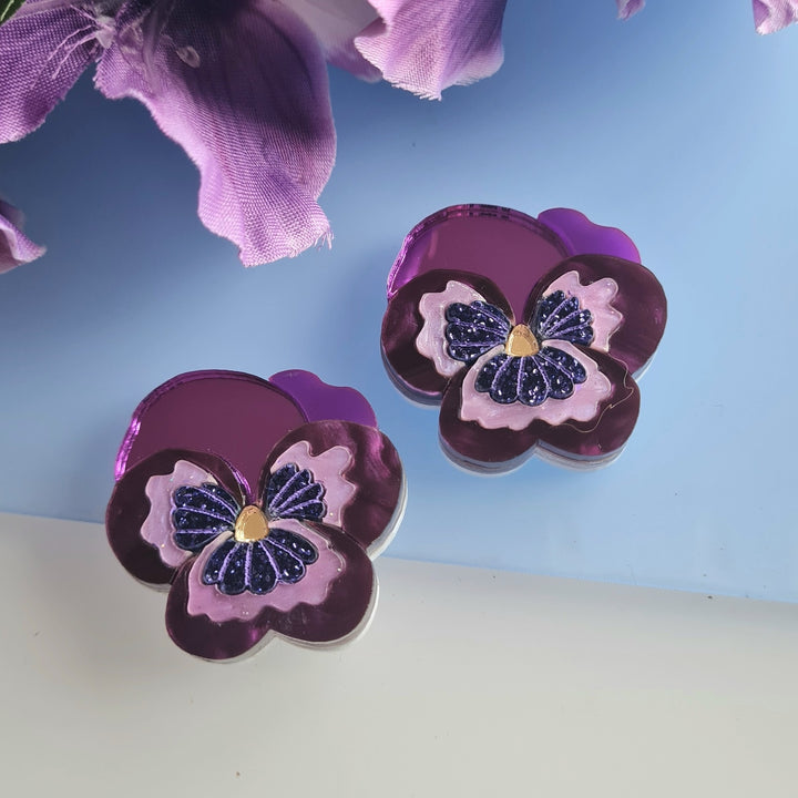 Cherryloco : Floral Collection : Purple Pansy Studs
