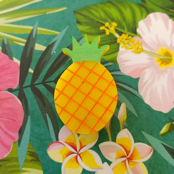Bright and Bubbly : Tropical Jungle : Pineapple Mini Brooch [LUCKY LAST!]
