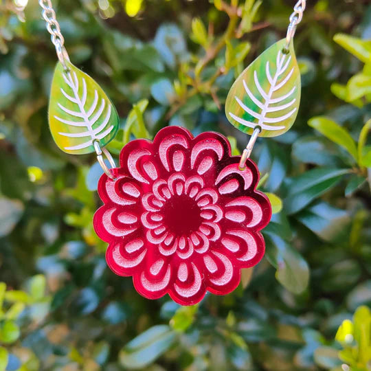 Folk & Fortune : Rosette Flower necklace [LUCKY LAST!]