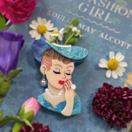 Lipstick & Chrome : Vine and Dandy Lady Head Vase Brooch - Fawn [PRE-ORDER]