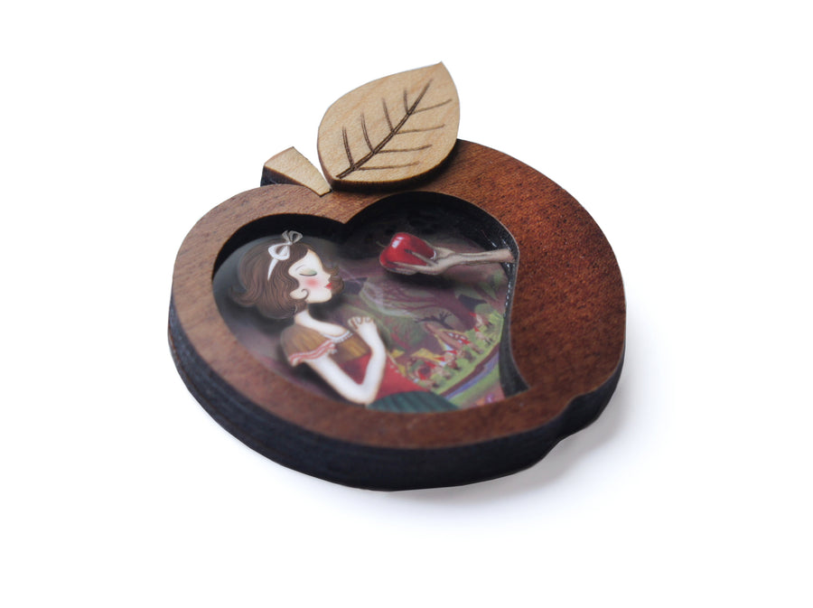 LaliBlue :  Fairytales : Snow White Brooch