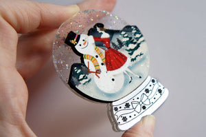 Laliblue : Christmas : Snowman Snow Globe Brooch [PRE-ORDER]
