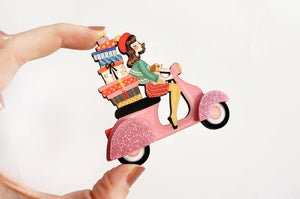 Laliblue : Christmas : Girl on scooter with gifts brooch [PRE-ORDER]