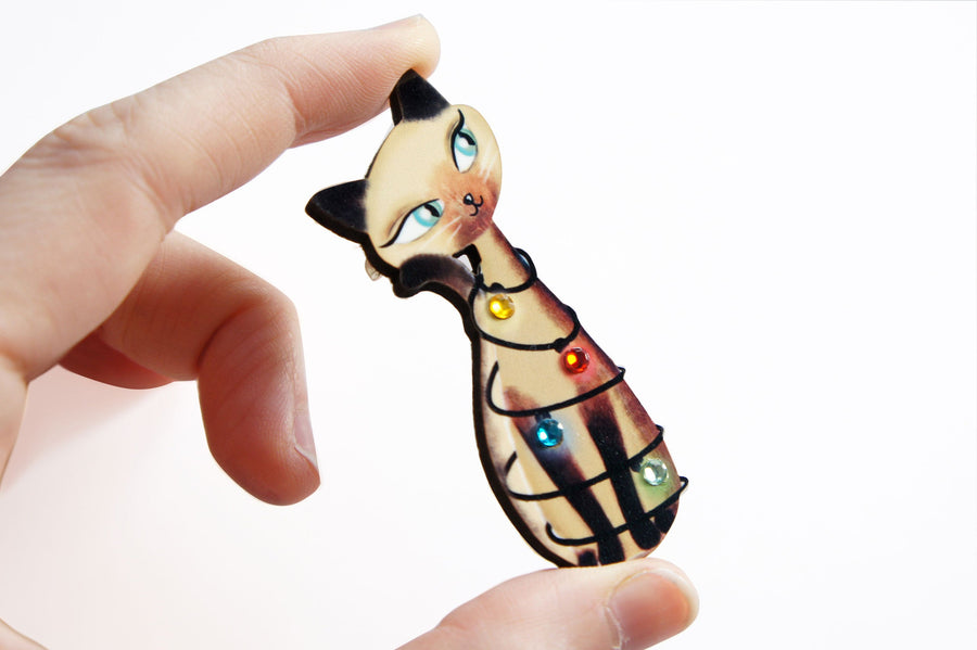 Laliblue : Christmas : Cat with christmas lights Brooch [PRE-ORDER]