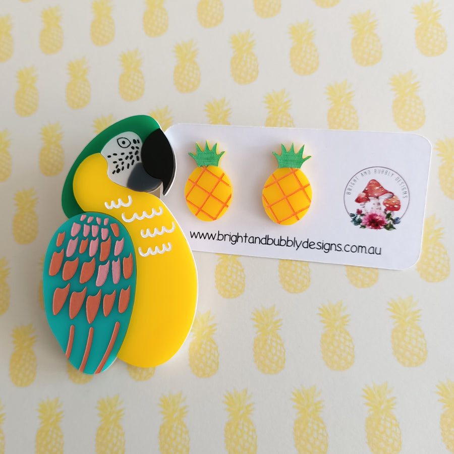 Bright and Bubbly : Tropical Jungle : Pineapple Studs